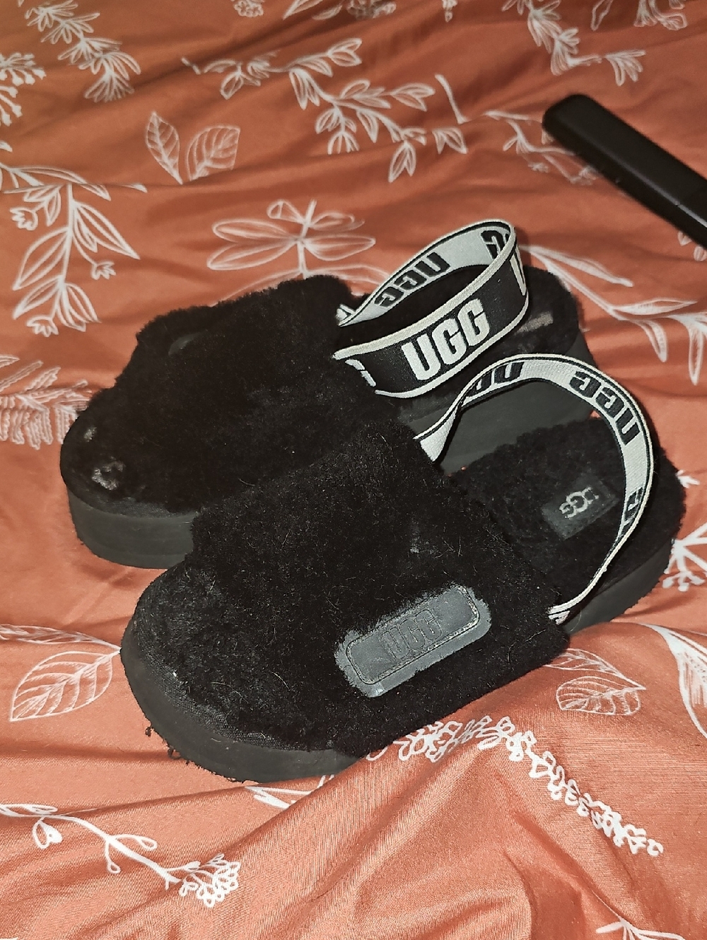 UGG Kids Black Fuzzy Slide Sandals with Branded Elastic Strap